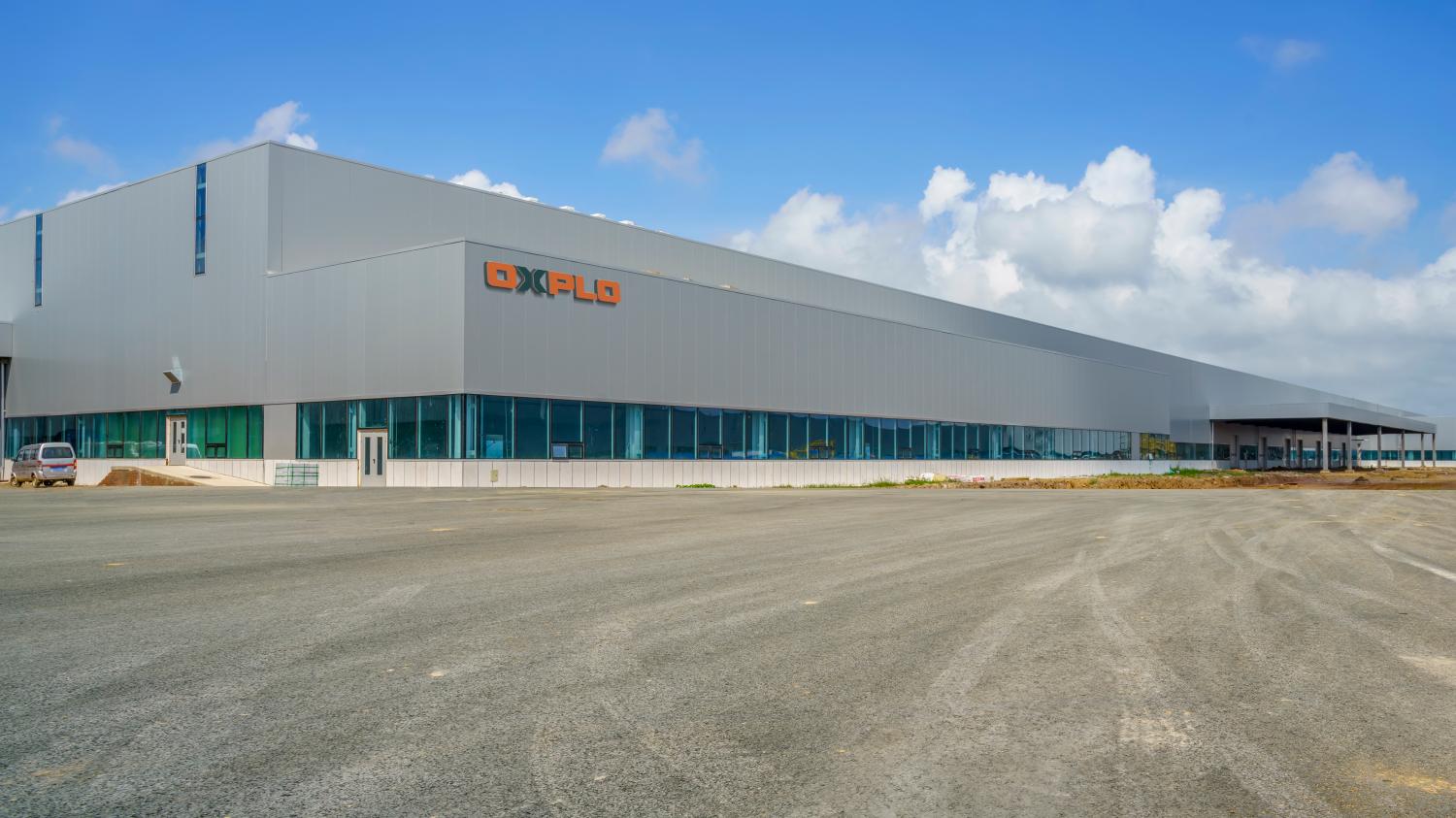 Expansão do armazém de pneus, ajude a capacidade logística da empresa para atualizar